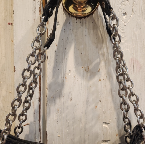 Coach - Picture 5 of 8